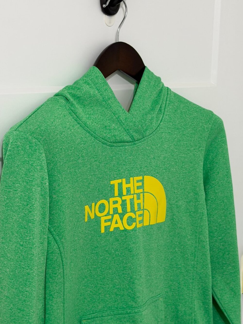 The North Face Women's Half Dome Green Heather Pullover Hoodie M Yellow Logo